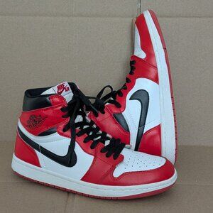 Nike Air Jordan 1 Retro OG High  Size 8.5 555088-101  Clean Red White